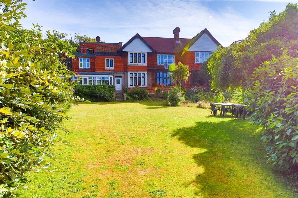 Oaklands Nursing Home